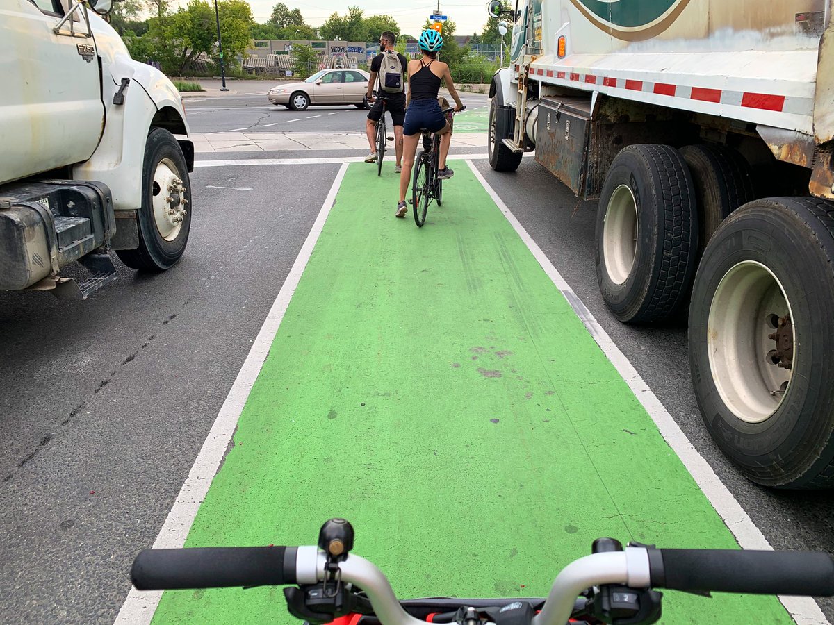 @kristynwongtam @880Cities @DaveLikesBikes for everyone to enJOY #downtownTO we all need connected & protected bikeways to get there 🚲 near me Annette & Runnymede have many drivers using painted infrastructure for “just a minute” @gordperks & Bloor St is not completed @anabailaoTO 🚲 lack of connectivity & protection 👎🏼