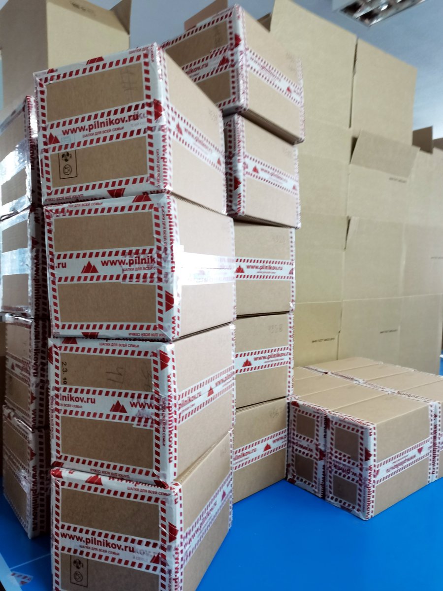 pilnikov_ru's tweet photo. Отправляем ваши заказы 📦
Отследить свои посылки можно по ссылке https://t.co/gXFgmY7npv
Если есть вопросы, пишите, мы всегда рады ответить! 😉 https://t.co/v0StcvrhoJ