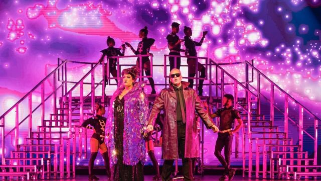wwryglobal's tweet photo. WWRY Perth kicked off with a bang! "We Will Rock You is one of the best musical choices for people who don’t like musicals...this production adds a whole lot of “wow”. Definitely worth a look."

Full review @ https://t.co/8LrXRjmJ4b https://t.co/wzK1aD0fWZ