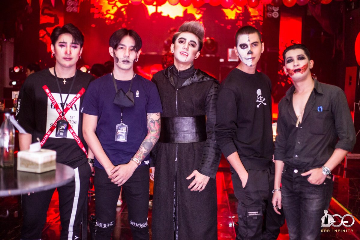 errinfinity's tweet image. เก็บตกงาน halloween 🎃 ที่เอออินฟินิตี้ ..
อยากรู้มั้ย ว่าหนุ่มๆของเรา ตอนไม่เป็นผีจะหล่อแค่ไหน?
มาได้ที่ร้านครับ จองโต๊ะได้ทุกคืนน้าา

✅Inbox: m.me/ERR.INFINITY.L…
✅Line : lin.ee/ZJ5cbo5
หรือ @errinfinity (มี @ข้างหน้า)