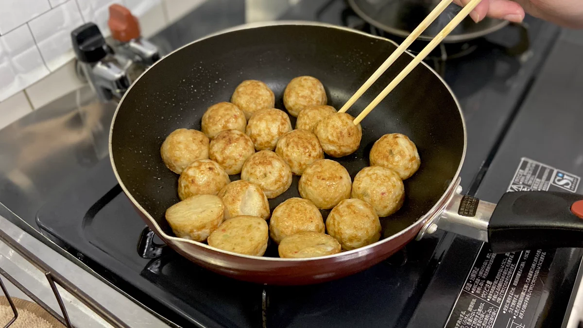小腹が空いたときはこれで決まり？！冷凍のたこ焼きをより美味しく食べる方法！