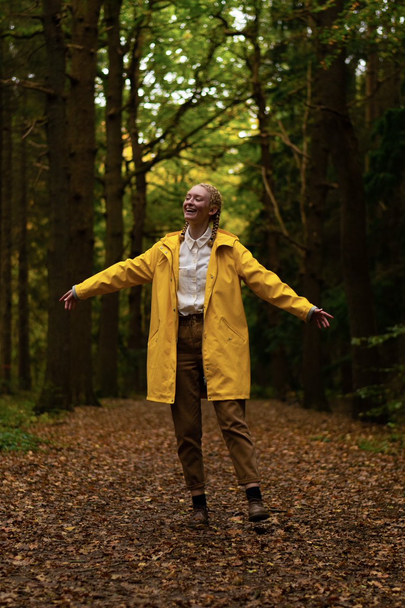 frantasdaddario's tweet image. like the colours in autumn so bright 🍂

// #frantasticmonday
@connorfranta //