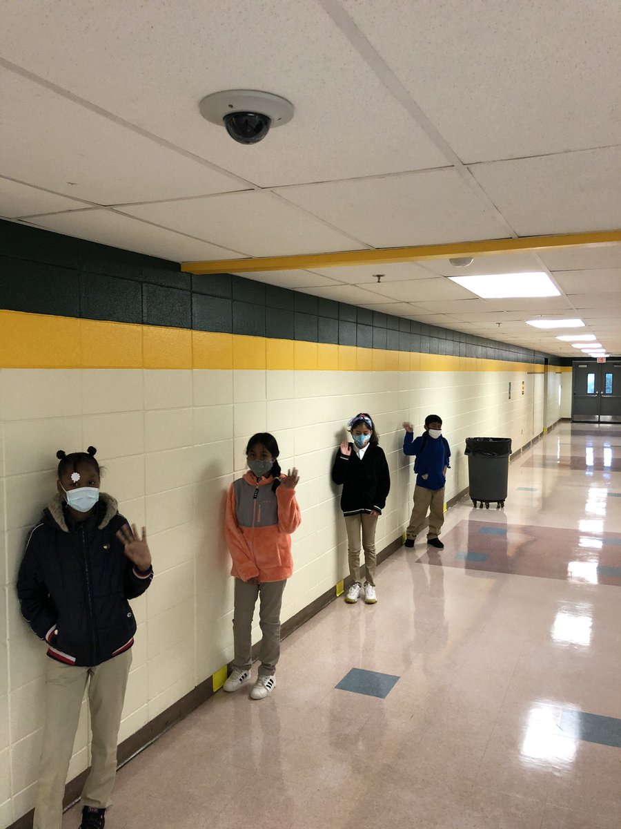PrincipalGray's tweet photo. First day fun. @HVESCLT @CharMeckSchools #NELC https://t.co/tAwKBO7NCE