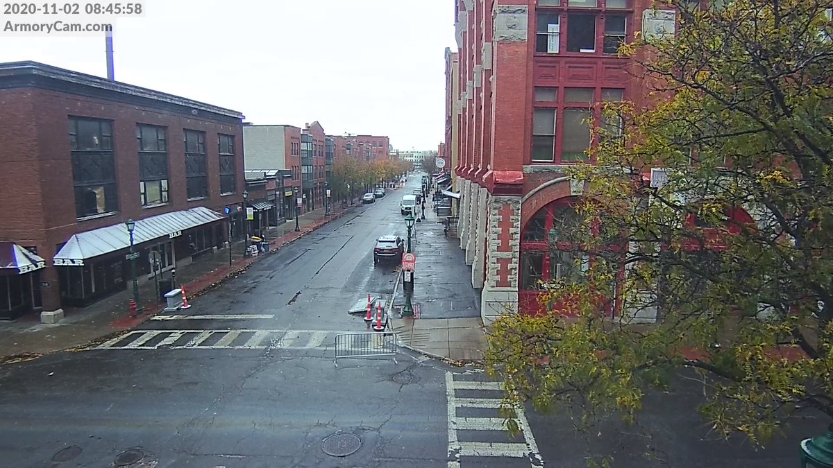 ArmoryCam's tweet photo. It's snowing on https://t.co/R9xNVkrgdF ❄ Tune in now! [Mon 02 Nov 2020 08:46:07 AM] https://t.co/9ETqyQy8HX