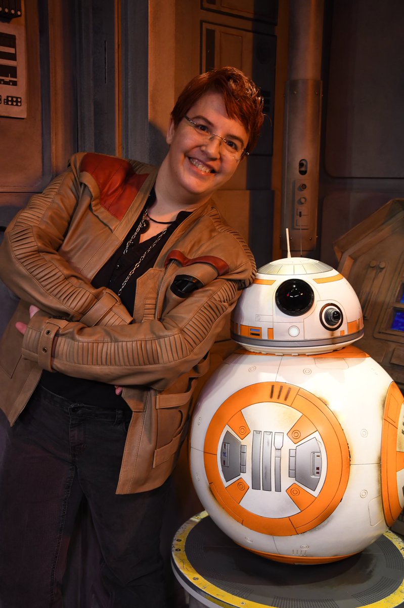 Two people in line basically latched onto me as their human shield, which was amusing at the very least. I mean, I was dressed the part that day. But they literally stayed with me the rest of the experience 5/?