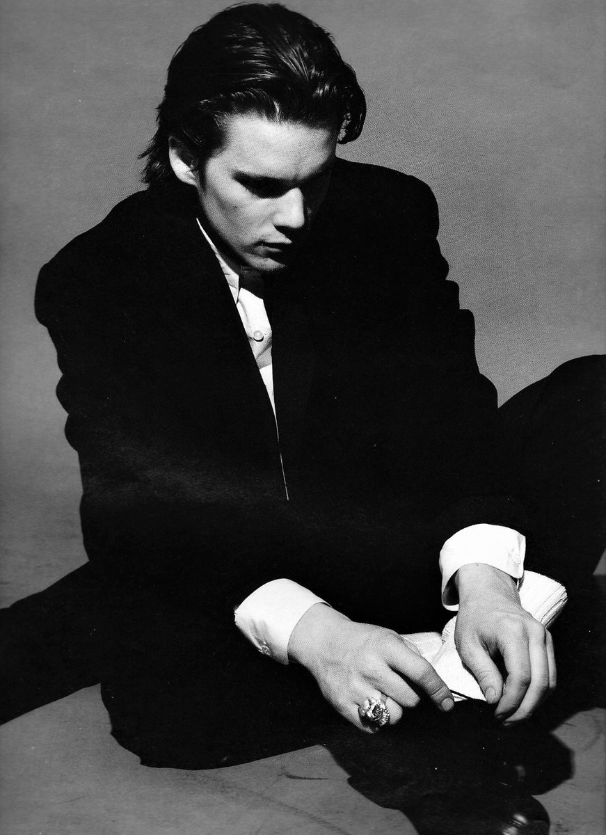 mid60s's tweet photo. ethan hawke photographed by michel haddi for detour magazine, april 1992. https://t.co/MNK4xWhAOl