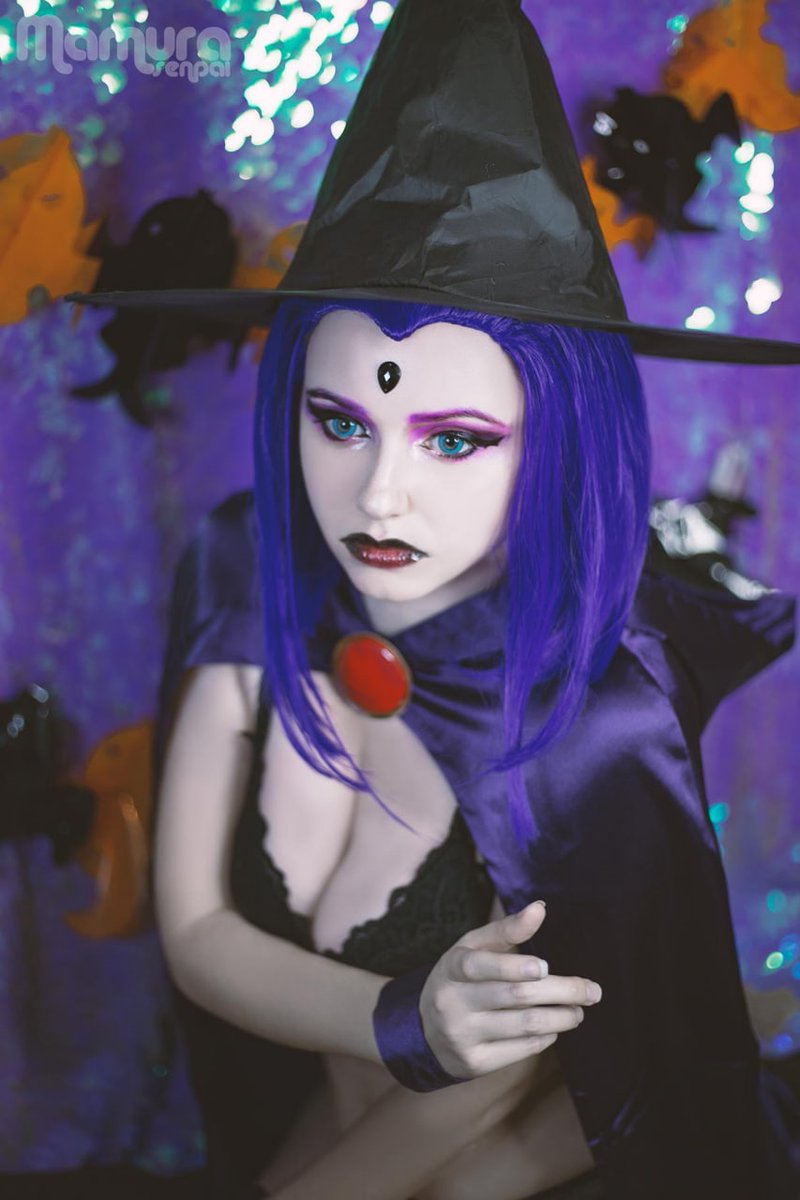 mamura_senpai_'s tweet image. 🎃 Let's delay Halloween a little more👻
💜My new photoset Witch Raven will help you with this💜
20🔄 and 50💜 help you find a spell to show the second photo🧙🏻‍♀️
 🖤Or you can find this witch on my Ko-Fi shop💜
#Halloween #Halloween2020 #Raven #Ravencosplay #erocosplay #Raventober
