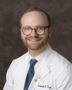 UMassChanSOM's tweet photo. Meet Bennett Vogt, MS2 and what he loves about @UMassMedical: The community! My peers are always an incredible resource and we feel invested in each other and our collective success as we work towards becoming better people and doctors. #whyumassmed #currentstudent #ms2 https://t.co/Ydky7Z6mYz