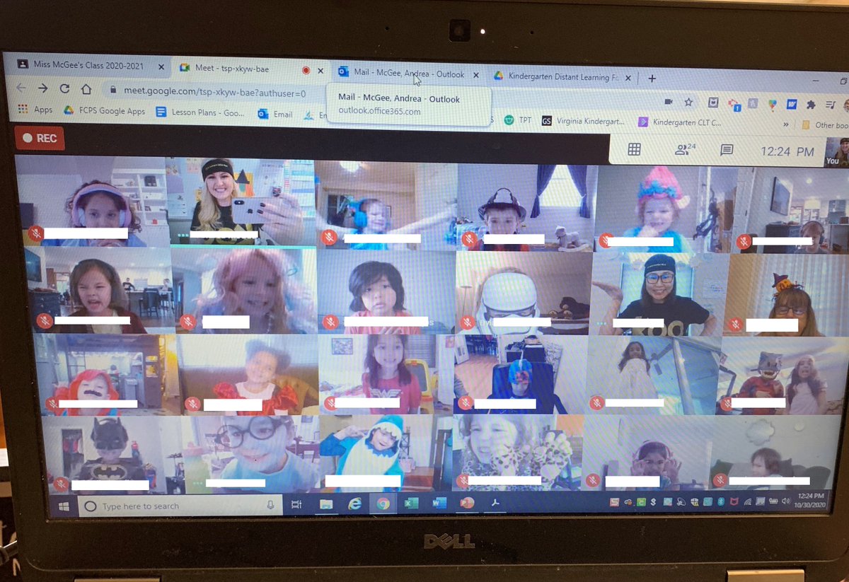 MantuaEs's tweet photo. 🎃Ms. McGee's Kindergarteners in COSTUMES! @MantuaEs @FCPSR5 @FCPSSupt #spiritwear #spooky #orange #spiritweek #spiritday #mantuaes #yay #runforrocky #wehavespirit #schoolspirit https://t.co/dPf8nXudwt