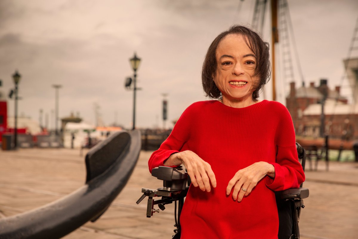 WDYTYA_UK's tweet image. Tune in tonight at 9pm on @BBCOne for our 150th episode with actor, comedian and campaigner @thelizcarr as she uncovers the truth behind a family rumour.