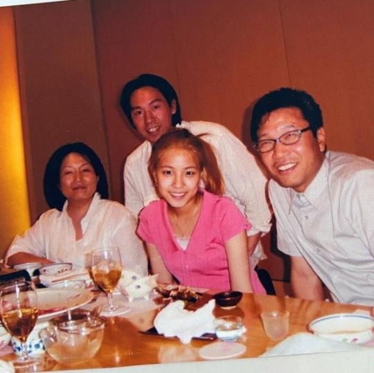 Unlike other avex artists. SM still had huge control over BoA's career. Lee Soo Man was the excutive producer of all of her albums from 2001-2008.