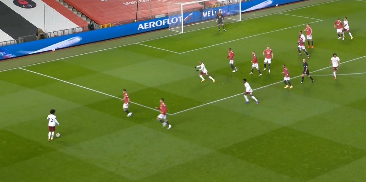 QuestionableI didn't notice this during the game. So, the ball hits the referee — this shot was going well wide of the goal — yet the ball stays on and arrives at Willian. So, Arsenal kept possession when they would've lost possession. Nevertheless, the referee played on.