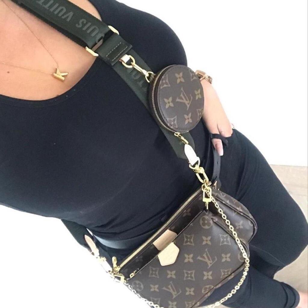 📌 Sacoche #LV
💰15.000 FCFA 
📦 Livraison et expédition 🇨🇲
📞 Whatsapp &amp; Appels 679235193