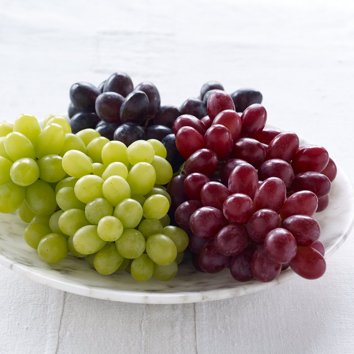 #ad It’s #AmericanDiabetesMonth! Lots of people think that diabetics can’t enjoy fruit, but @GrapesfromCa can definitely fit into a diabetic diet. ½ cup grapes🍇 is considered a serving in a diabetic plan—that’s about 10 juicy, delicious 😋 grapes.
