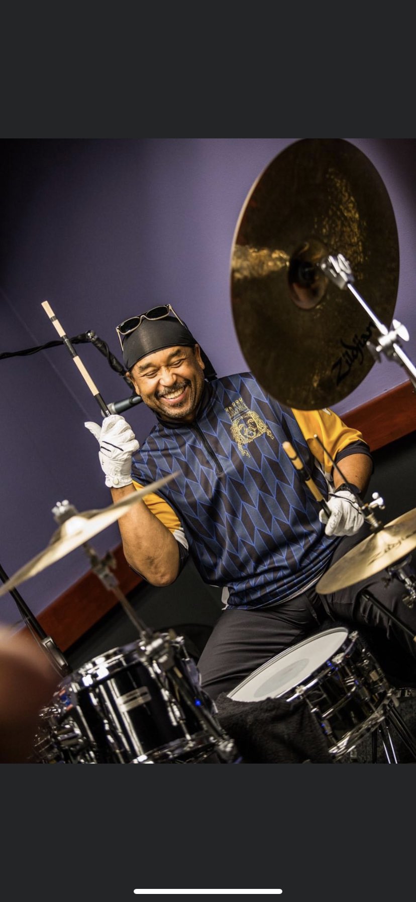 Happy 62nd Birthday to a national treasure, Carter Beauford! That smile can brighten anyone s day. 