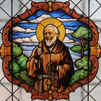 Saint Padre Pio, born in a small farming town in Italy in 1887.By the age of 5, he dedicated his life to God. In early childhood St. Padre Pio communicated with spiritual guides, angels, Jesus and the Virgin Mary.He joined and order of Friars at 5 years old.