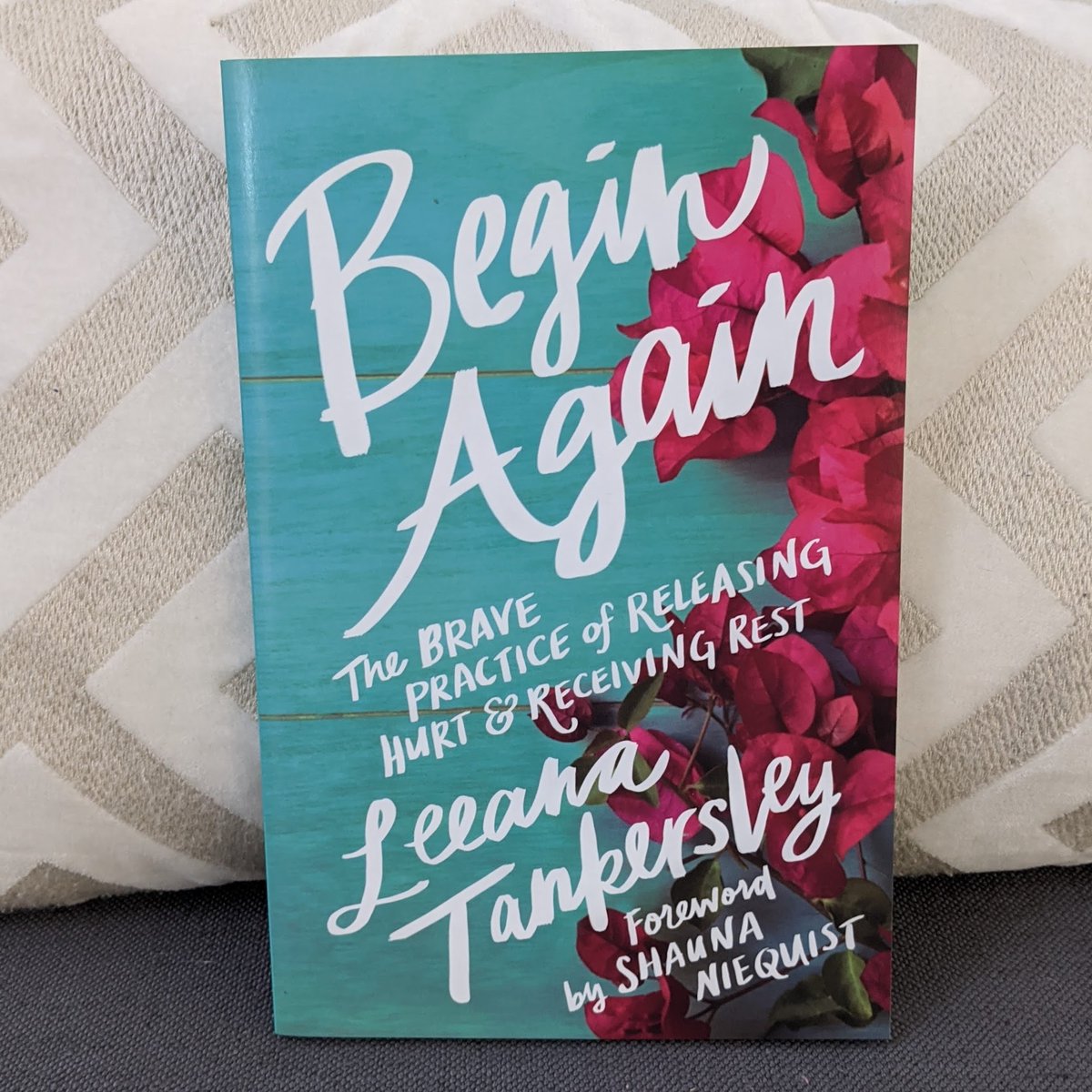revellbooks (@revellbooks) on Twitter photo "No matter what, God is holding me.
He says: You do not need to do more, fix yourself, or hold anything together. You just need to fall back into my grace, trade your trying for trust."
These words from <a href="/lmtankersley/">Leeana Tankersley</a> are a breath of fresh air at the start of a new week. "No matter what, God is holding me.
He says: You do not need to do more, fix yourself, or hold anything together. You just need to fall back into my grace, trade your trying for trust."
These words from <a href="/lmtankersley/">Leeana Tankersley</a> are a breath of fresh air at the start of a new week.