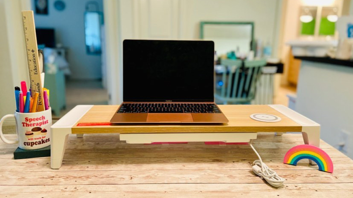 BostitchOffice's tweet photo. 🖥️ Anyone else jealous of this awesome workspace setup? Annie is using our Wooden Monitor Stand with Wireless Charging Pad to effortlessly elevate her screen’s viewing point while teaching virtually from home!
#teachers #teachertwitter #deskgoals #teachingvirtually https://t.co/dFw7mHXi2t