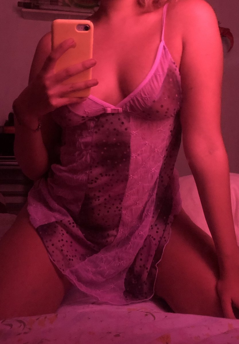 mishelit4's tweet photo. https://t.co/n9zbu2sboi 
#onlyfansleaks #onlyfans #onlyfanslatina #onlyfansgirl #Adultwork #OnlyFansPromo #LinkInBio https://t.co/z1GniHHiPe