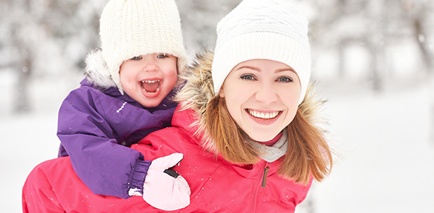activeforlife's tweet photo. It's getting colder across Canada, but there’s nothing stopping you from enjoying outdoor time with your baby even when it gets chilly. Check out our #advice on how to dress your #baby for spending time outdoors in the winter: https://t.co/uEy2uGigsR #ActiveinNature https://t.co/OXV928XDXi
