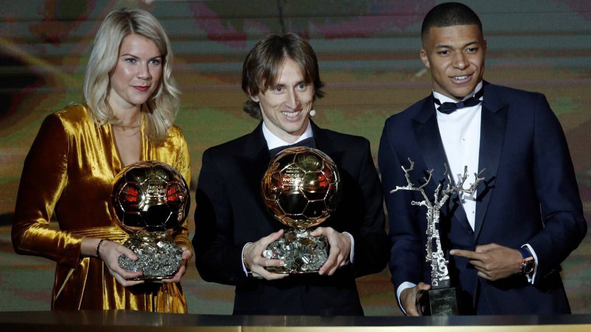 The season ends and you win Ballon d’Or. What will you say to the fans, the team, the managers when you win it?