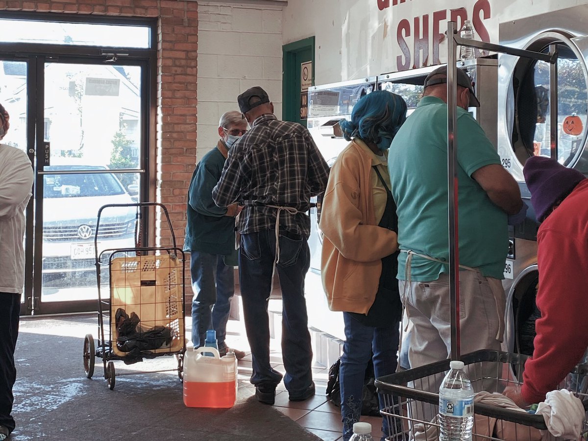 The #LaundryProject returned to Ohio this past Saturday! 39 families washed 335 loads of laundry in the Slavic Village community.

Thanks to North Olmsted Evangelical Friends Church, Neighborhood Friends Church in Slavic Village &amp; our Ohio #HopeDealer crew for making it happen!