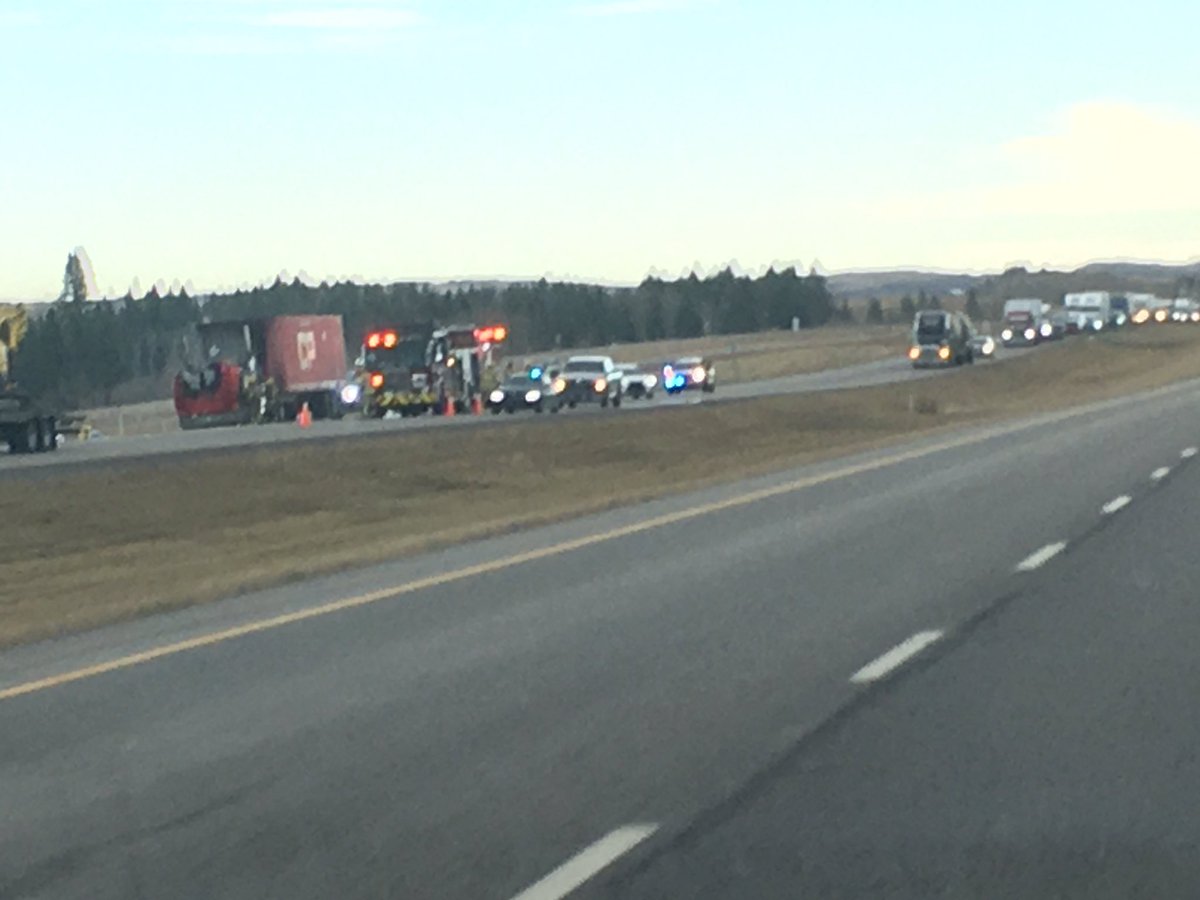 hitthepost's tweet photo. Highway 1 at Sibbald Creek is down to 1 lane westbound. #AbHighways #AbRoads #Ab511 #iforgetthehashtags https://t.co/yUSuhe10hA