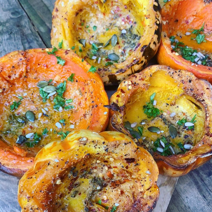 Don’t waste the squash! So many pumpkins/squashes get wasted after Halloween. They are a lovely staple veg, roasted with garlic, oil and a few seeds! #lessfoodwaste
#reducewastenow #foodwaste #zerowaste #sustainability #nofoodwaste #foodie #zerofoodwaste #zerowasteliving #food