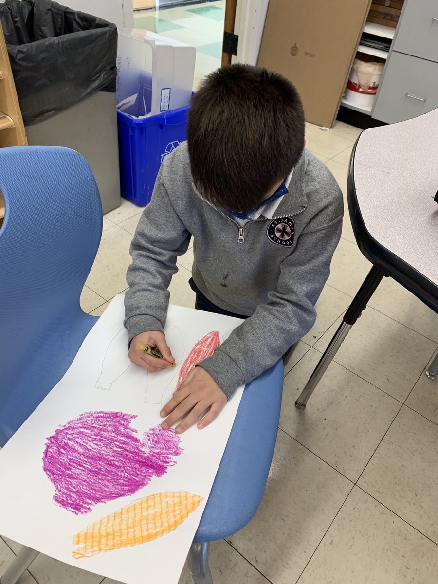 STJPanthersArt's tweet photo. 1st grade students are learning about texture. They searched the room looking for texture to put on Texture the turkey. https://t.co/C2mdTeYYcR