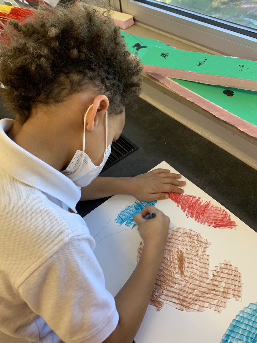 STJPanthersArt's tweet photo. 1st grade students are learning about texture. They searched the room looking for texture to put on Texture the turkey. https://t.co/C2mdTeYYcR