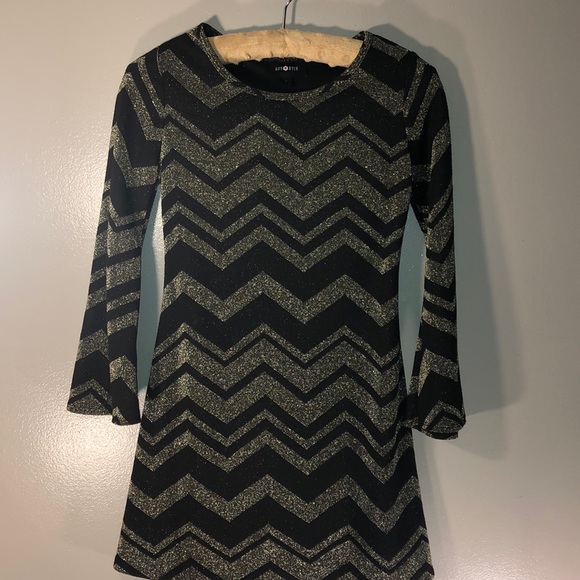 Zoya_OR's tweet photo. So good I had to share! Check out all the items I'm loving on @Poshmarkapp #poshmark #fashion #style #shopmycloset #childrensplace #oshkoshbgosh #amybyer: https://t.co/pV1QVYtQLq https://t.co/tIgGmIVFjR