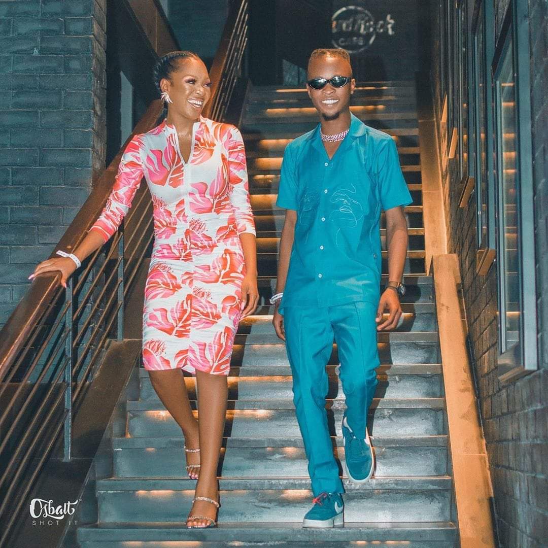 So I Liked Both Vee & Neo Till To Date, But Hey  @itsLaycon Decided To Use Muti On Me & Stole My Heart The Most , That When I Became An Icon And I Have A Confession 2 Make Icons, There Ws A Time Whn Him & Vee Were Up For Eviction I Shared My Votes To Both Of Them  #LOVNN