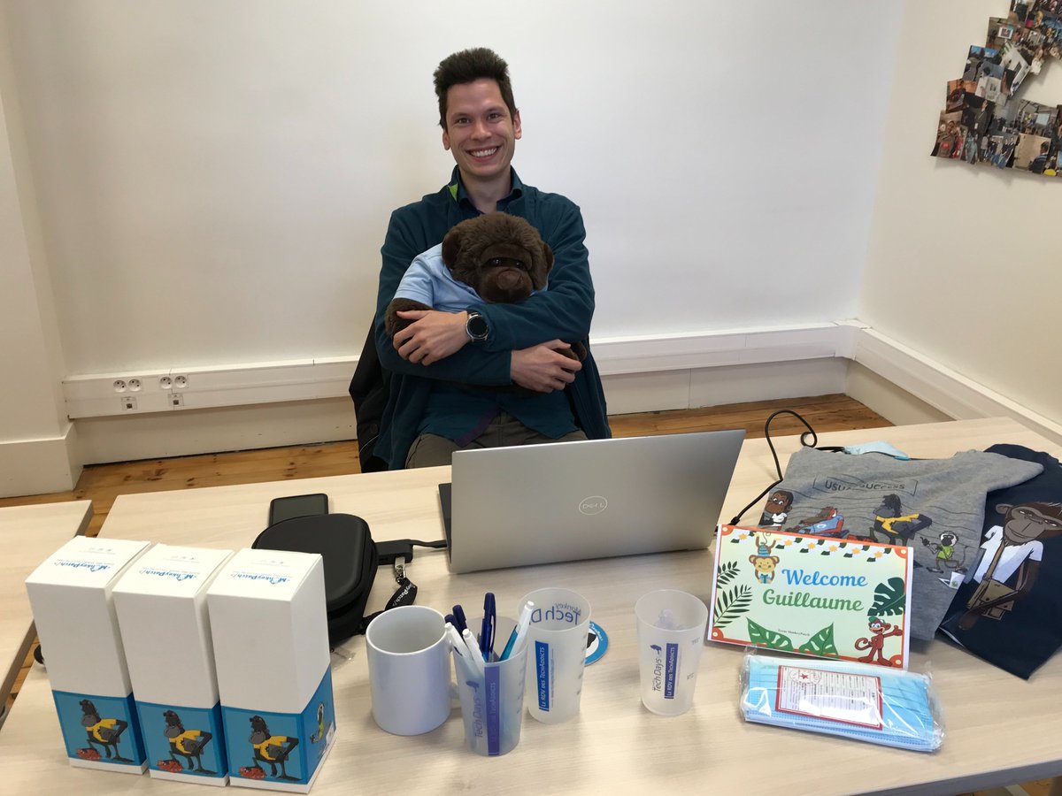 [Welcome Guillaume]
Passionné de #FrontEndDevelopment, <a href="/Wykks/">Guillaume de Jabrun</a> rejoint notre équipe de #Monkeys. 
Après avoir récupéré son #WelcomePack, il est d'attaque pour participer à des projets d'architecture et de développement #Angular, #React ou #VueJS ...
#BienvenueChezNous 👏