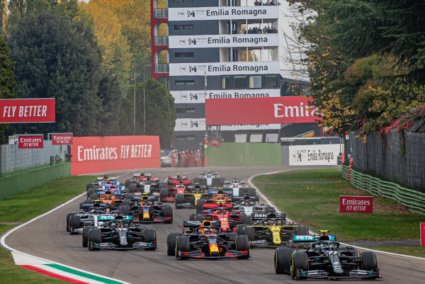 Formula Uno, successo di Imola e della Motor Valley col Gran Premio dell'Emilia-Romagna. Il plauso di piloti e addetti ai lavori, boom di ascolti tv. @sbonaccini: โAl lavoro per la conferma giร dal prossimo annoโ @autodromoimola https://t.co/2VYZJ2eLvf https://t.co/06gRiGGdMw