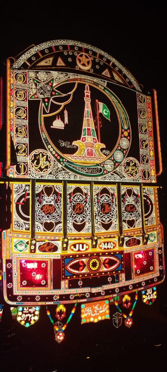 truck_artist's tweet photo. #truckartist #truckart #HaiderAli #worldfamoustruckartist #worldfamousartist #pakistaniartist  #coloursofpeace #coloursoflove https://t.co/zr1Sa0OEZb