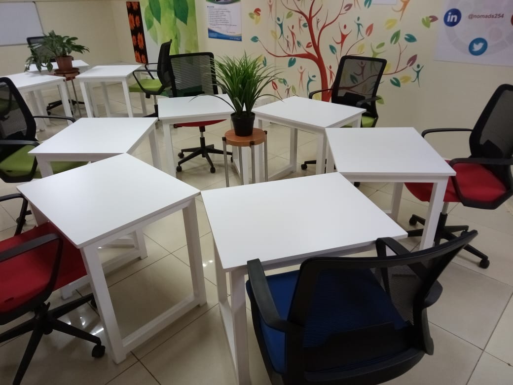 nomads254's tweet photo. Happy Monday! Looking for an office space within Nairobi? It will only take you a few hours to sign up for an office and settle in! Join us today by contacting us on 0723 990110 | 0739 990110 or send an email on info@nomadlounges.com https://t.co/YirrKfpUHM
