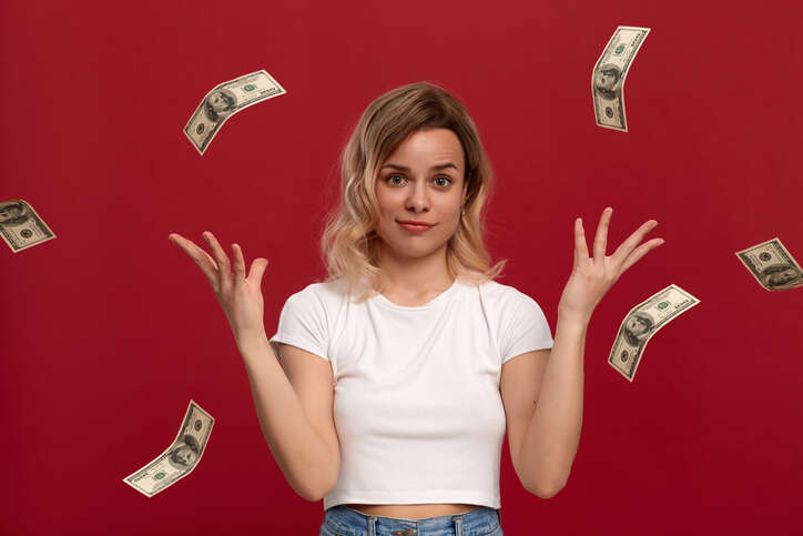 BBBofNorfolk's tweet image. Scammers turn to #cashapps in hopes people will fall for enticing get-rich-quick schemes.
bbb.org/article/news-r…