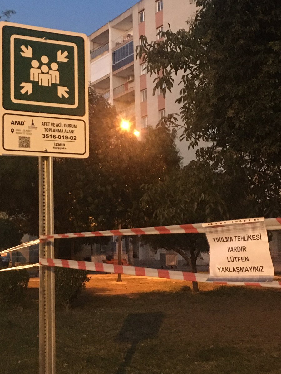 Yıkılma, toplanma, yaşama !!!

#izmirdepreminde