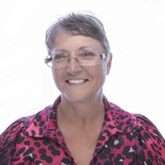 FischerInsMI's tweet photo. Meet Diane Lambert! She has been with Fischer Insurance for 34 1/2 years! 🎉

Thanks for all you do! 💜

#ourfamilyprotectingyours #fischerinsurance #destinationbellaire #localagents https://t.co/9lLpJJMl7v