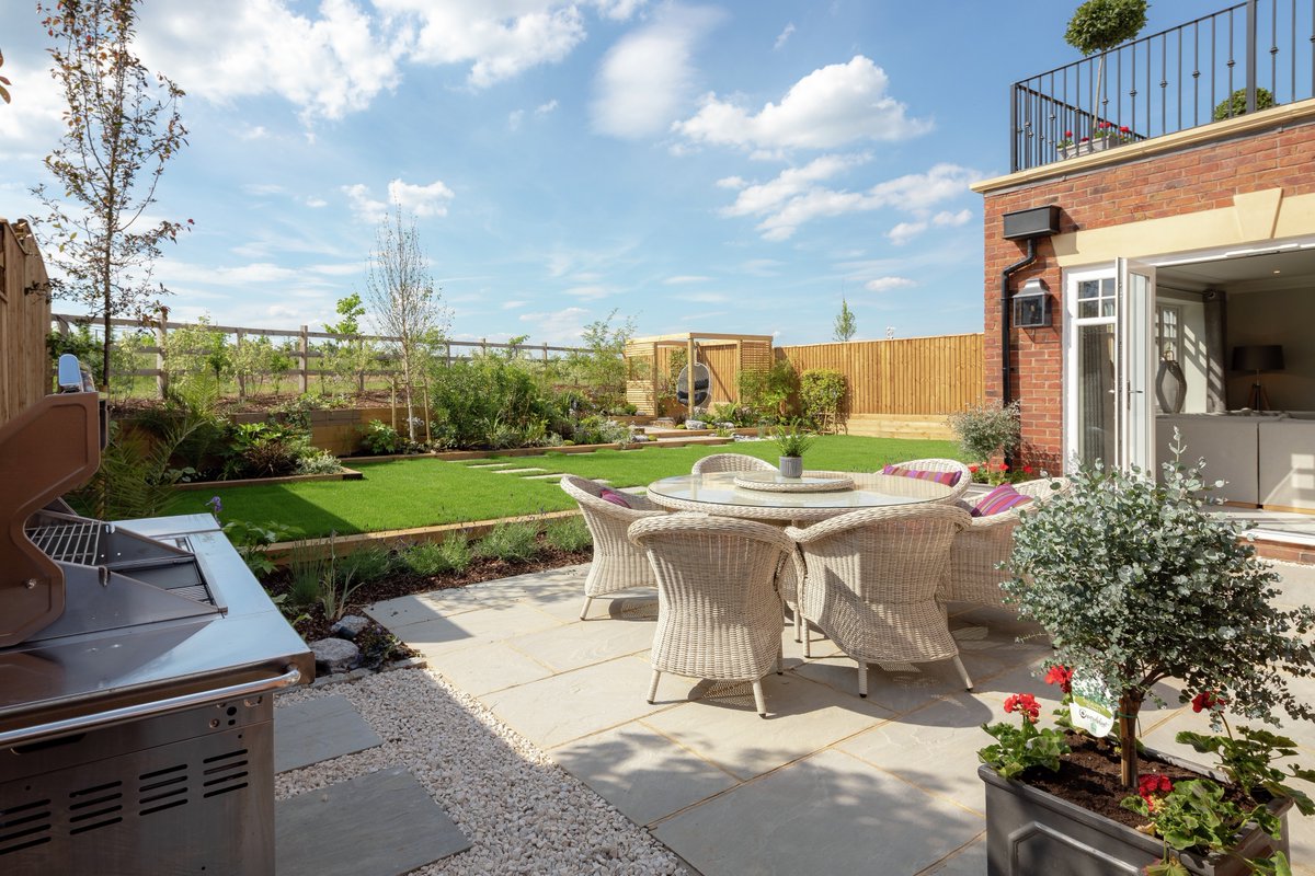 We are proud to share that we picked up two awards at the prestigious <a href="/EveningStandard/">nope s</a> New Homes Awards 2020. These awards recognise innovation and excellence, and we’re delighted our Breedon Place development was amongst the winners. Read more here: bit.ly/2G7tsDt