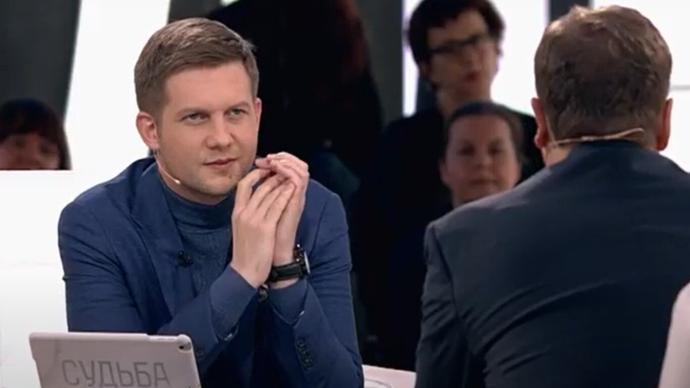 Борис корчевников в фильме марш турецкого. Корчевников почему так разговаривает. Корчевников почему так разговаривает. Боря корчевников. Корчевников почему так разговаривает.