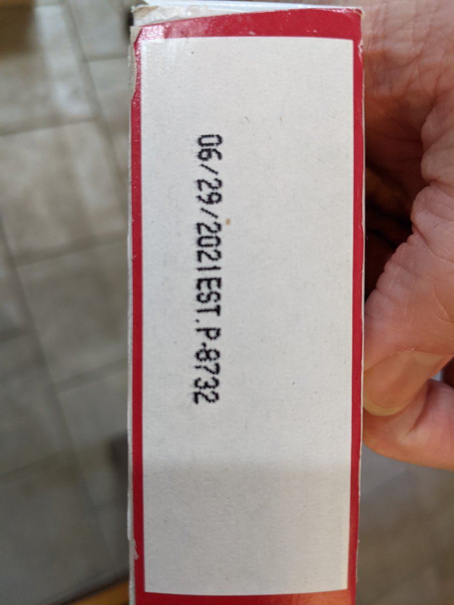 SixThreeSix's tweet photo. Dismayed to find metal washers in the crust of our @4HandsBrewingCo @OldViennaLLC ripplets pizza. Lucia's pizza website doesn't work and we can't contact them, but please don't buy these until they have fixed whatever is wrong with their production process. @FOX2now @stltoday https://t.co/OwsKm0M8GA