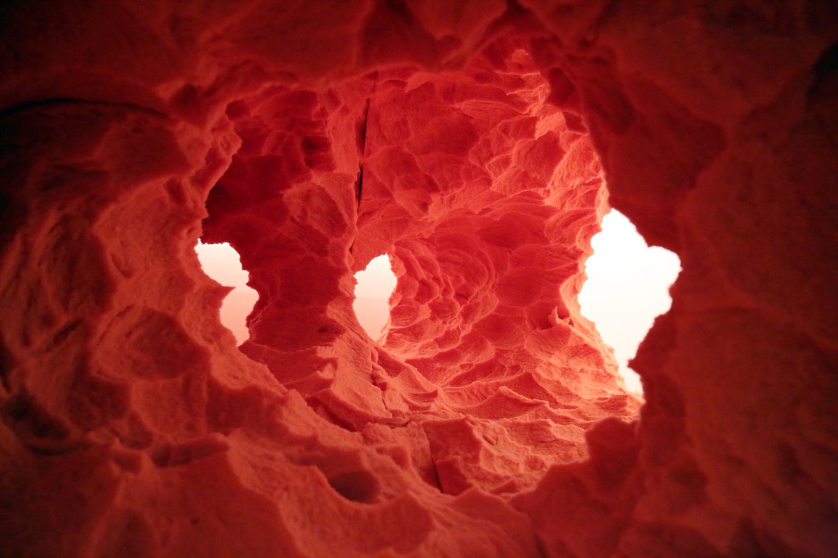 Interdisciplinary artist Josef Trattner experiments with foam – creating structures that are shaped by audiences and the weather. 

Live <a href="/viennaartweek/">VIENNA ART WEEK</a> on 19 November. bit.ly/2TSuYfH