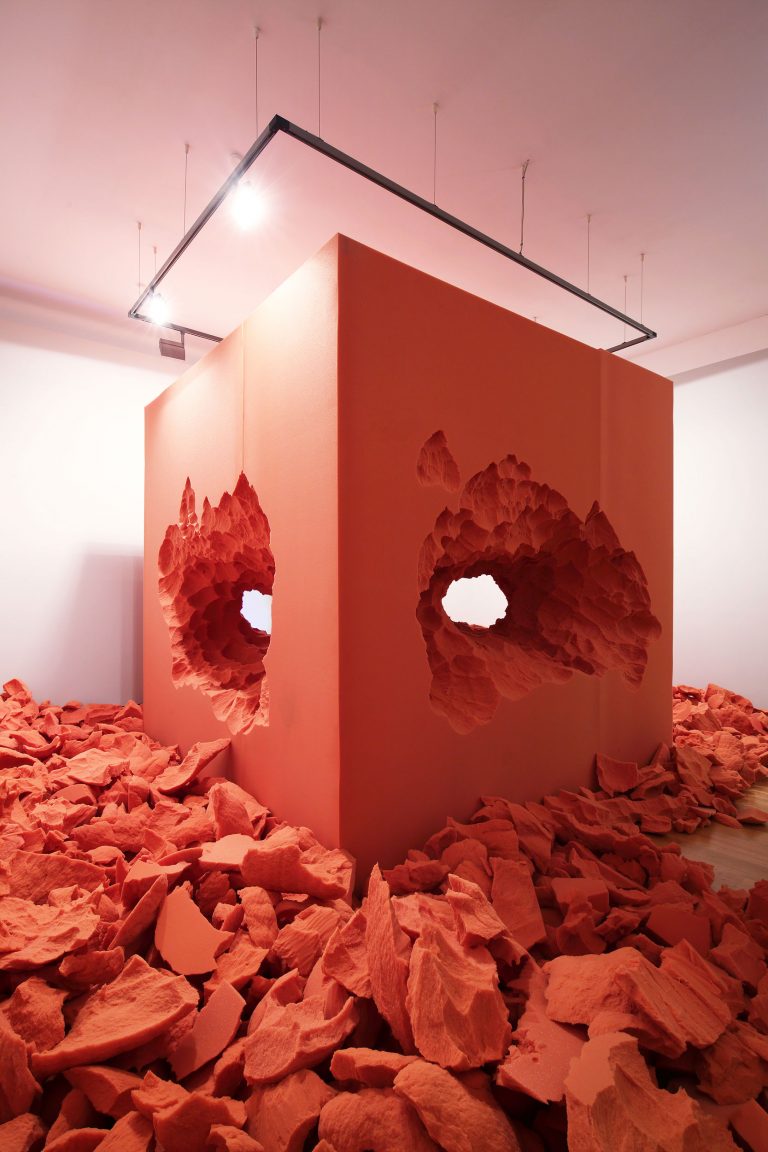AestheticaMag's tweet photo. Interdisciplinary artist Josef Trattner experiments with foam – creating structures that are shaped by audiences and the weather. 

Live @viennaartweek on 19 November. https://t.co/G7uiBnSr2H https://t.co/f8XmjcMItx