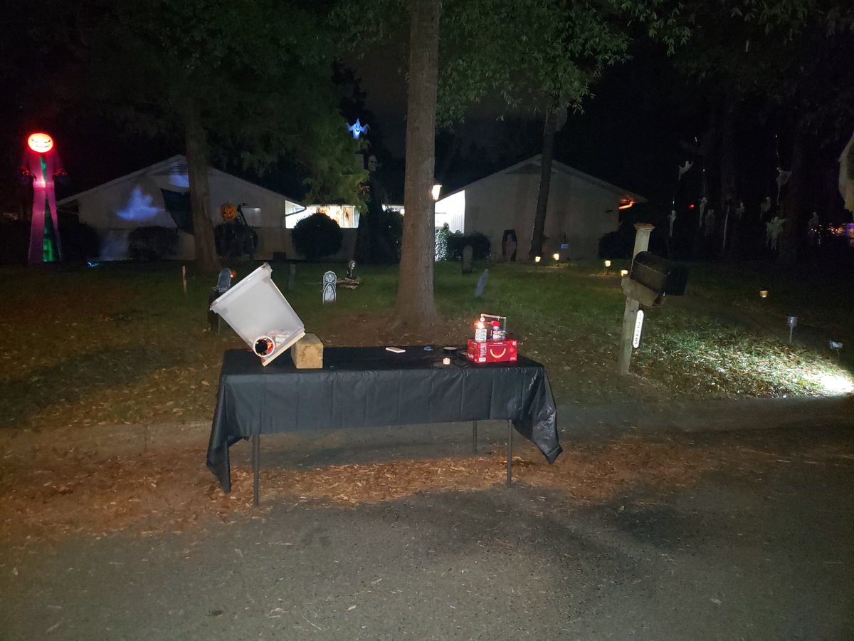 Had a blast making a safe #IoT candy dispenser for COVID!  Love <a href="/particle/">Particle</a> and open source code from <a href="/CreatedByJeremy/">Jeremy</a> of <a href="/CharlotteIoT/">Charlotte IoT</a> for easy #Alexa integration!