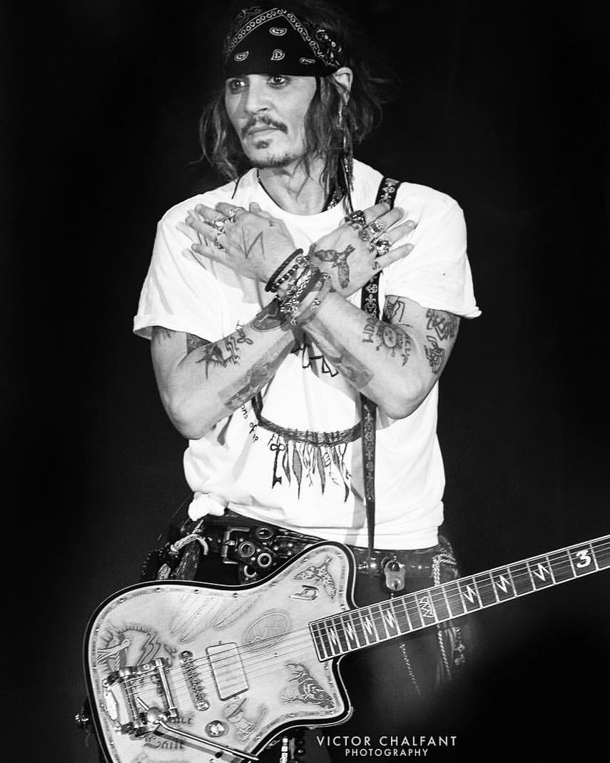 justiceforbenh's tweet photo. Retweet if you believe Johnny Depp deserves justice

#JusticeForJohnnyDepp
#AmberHeardIsAnAbuser https://t.co/h2gQOEidS9