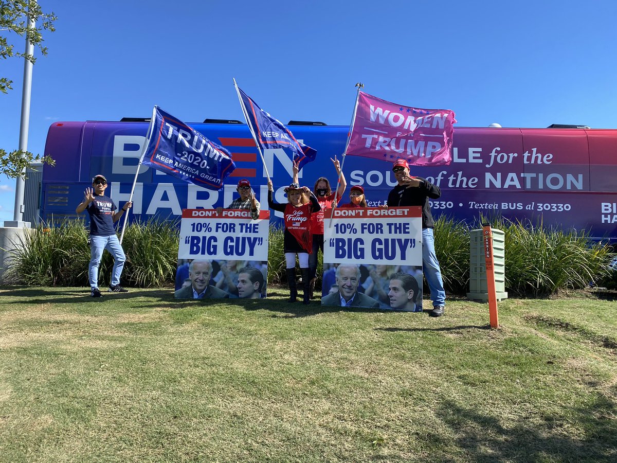 GhoSTorM143's tweet photo. Thank U 2 the millions (yes I did say millions) who rallied this weekend across the USA! Im am so proud of what all U Patriots did 4 our Country. Generations will be taught about this in the history books. I love every one of U. God Bless the USA &amp; @realDonaldTrump #MAGAWeekend https://t.co/SXSIOXkz4F