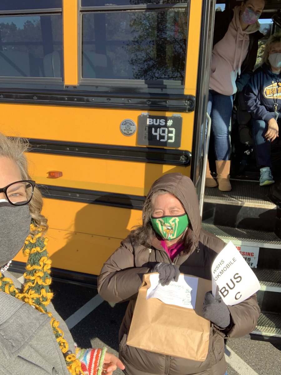 BookJackiety's tweet photo. Our first bookmobile orders went out today! Woot! A huge shout out to our amazing transportation team. We love your passion (like ours) with feelings that even if it just get books into the hands of one student, it is worth it. 🤩⭐️🤩. You rock❤️ #pwcsstrong #wearetheworldwshs https://t.co/apSaAGkuPx