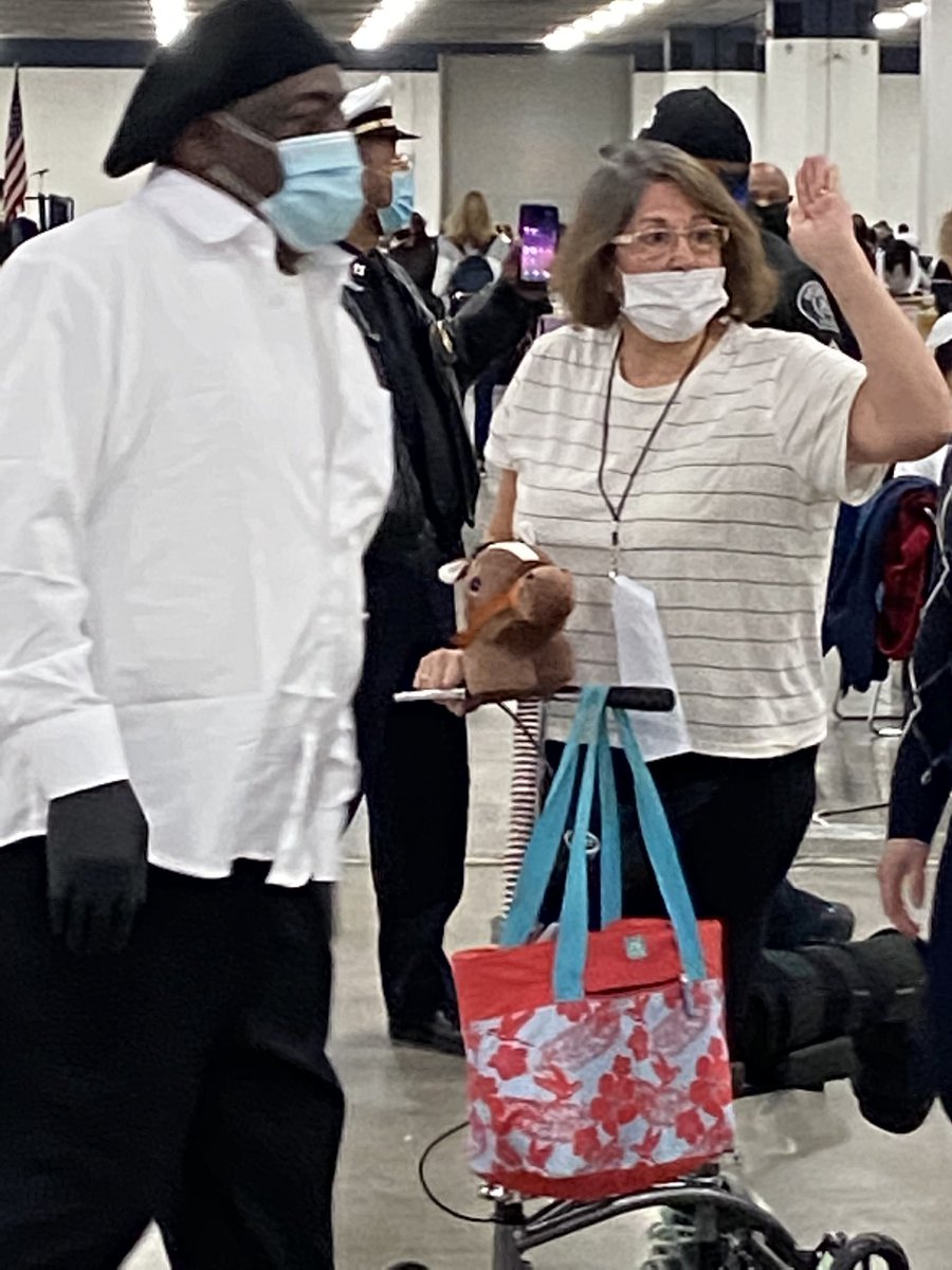 ALERT: Detroit Police have just kicked out another poll challenger at TCF Center in Detroit causing a scene for refusing to wear a mask properly. It was not covering her nose. They asked her to wear it correctly, but she appeared to refuse. &ndash; bei  TCF Center