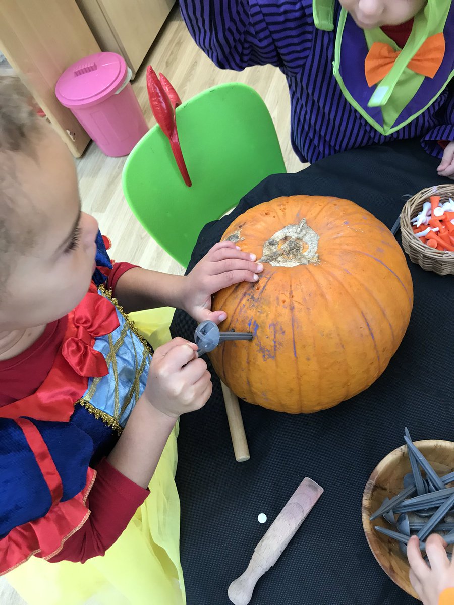 SBSLlanrumney's tweet photo. -#Halloween2020 https://t.co/hbZ2iChCkM